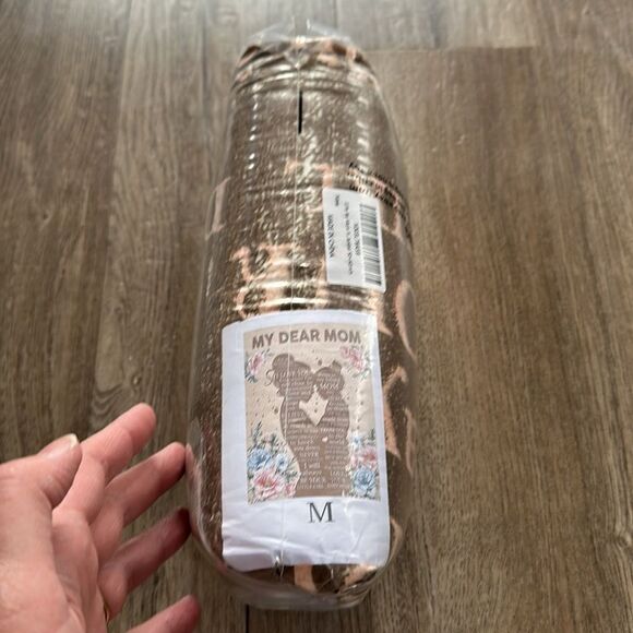 Gift Ideas | NEW “To My Dear Mom” Throw Blanket from Daughter – 50”x60” - Picture 3 of 7